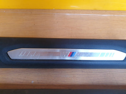 BMW F40 118I 1.5 PETROL 2021 FRONT DOOR SILL TRIM SET 7469183 Warranty A177
