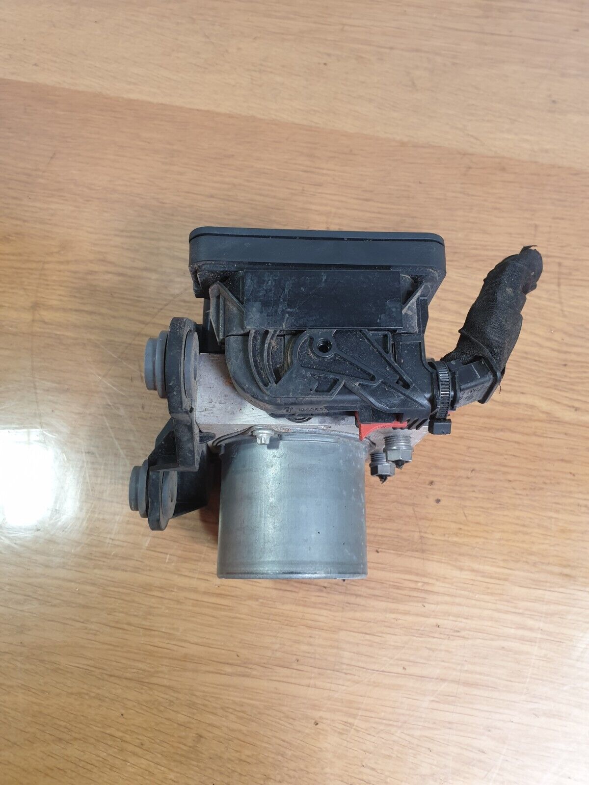 Volkswagen Polo Match 1.0 Petrol 2021 ABS PUMP CONTROL MODULE UNIT 2Q0614517AP