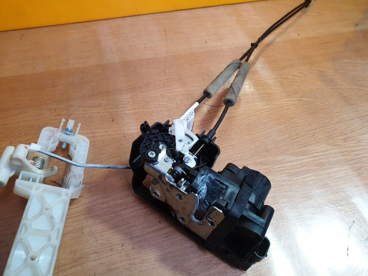 SSANGYONG KORANDO 2.2 DIESEL 2016 FRONT RIGHT DOOR LOCK MECHANISM Warranty A138