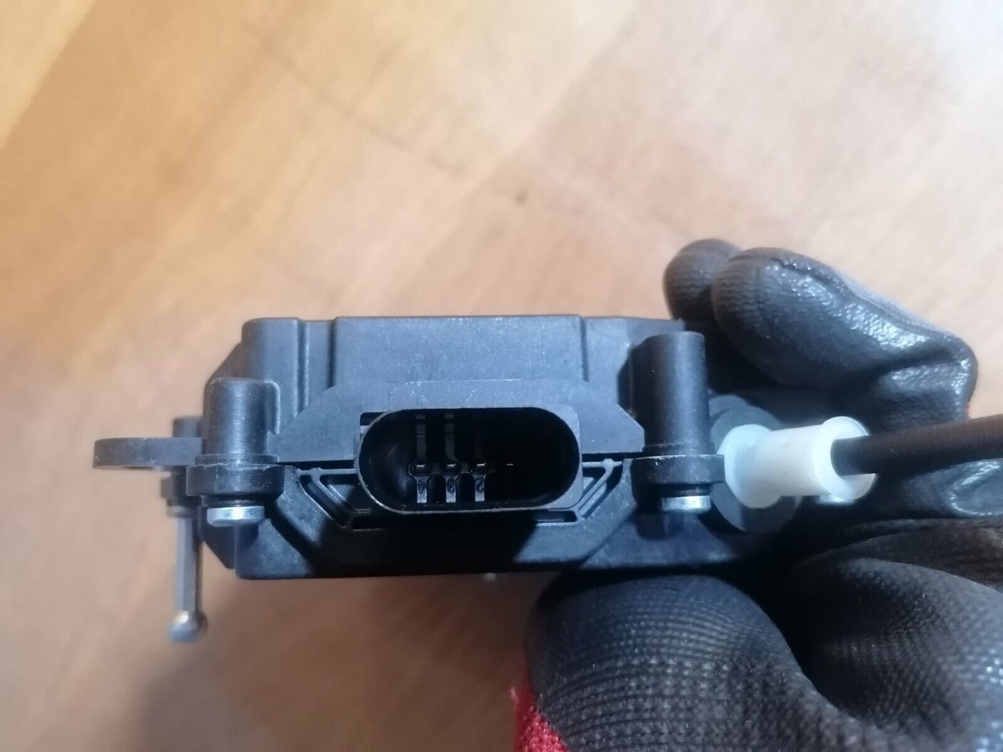 ✅JAGUAR E-PACE 2.0 PETROL 2018 TAILGATE BOOT LOCK ACTUATOR MECHANISM ASSEMBLY