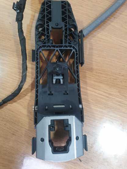 AUDI Q4 E-TRON 2023 FRONT RIGHT DOOR LOCK MECHANISM C6D5TC837016D 5N0837017D