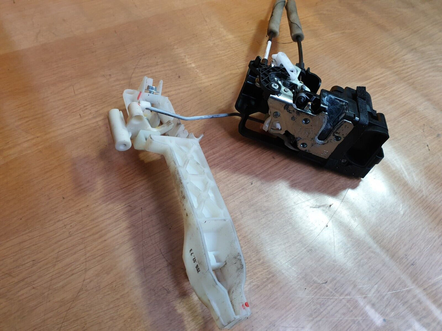 SSANGYONG KORANDO 2.2 DIESEL 2016 FRONT RIGHT DOOR LOCK MECHANISM Warranty A138