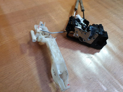 SSANGYONG KORANDO 2.2 DIESEL 2016 FRONT RIGHT DOOR LOCK MECHANISM Warranty A138
