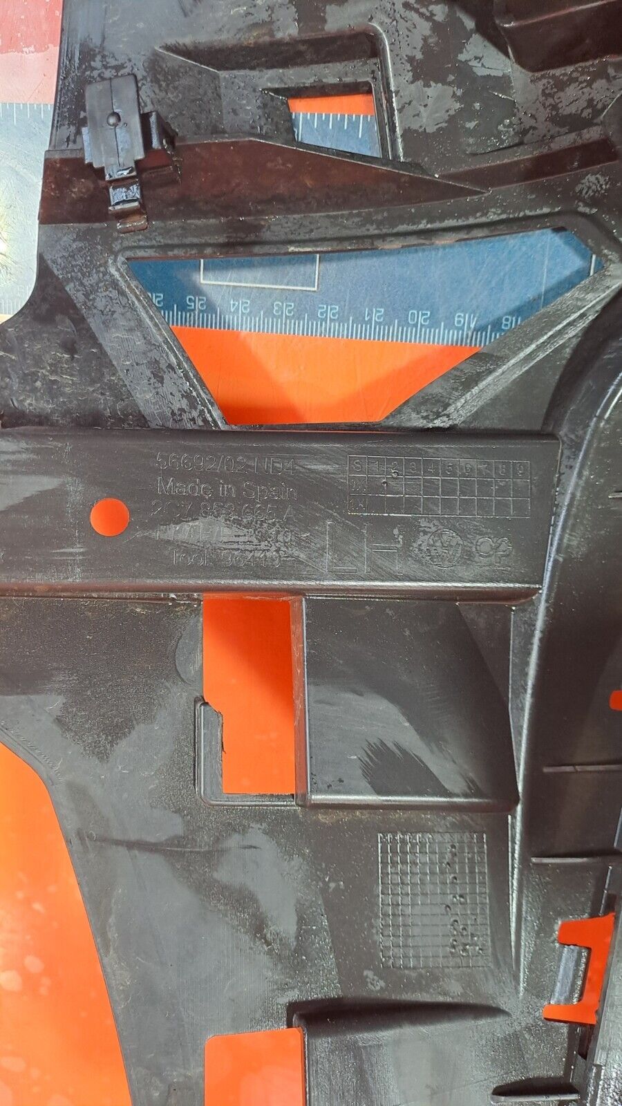 Volkswagen Taigo Life 1.0 Petrol 2023 Front Left Bumper Cover 2G7853665A A219