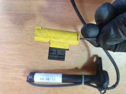 Mercedes A180 W176 2013 6 Speed Manual 1.5 Diesel BONNET ACTUATOR HINGE Warranty