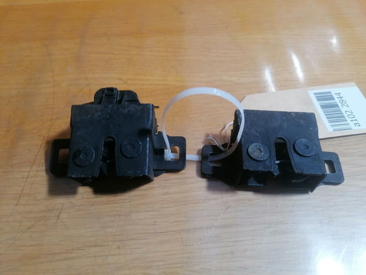 ✅JAGUAR E-PACE 2.0 PETROL 2018 PAIR OF BONNET LOCK CATCH 5H2216700BE Warranty