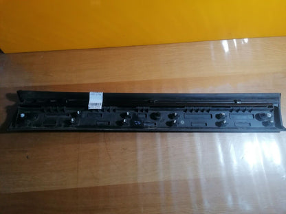 ✅JAGUAR E-PACE 2.0 PETROL 2018 FRONT LEFT DOOR LOWER TRIM MOULDING J9321065A
