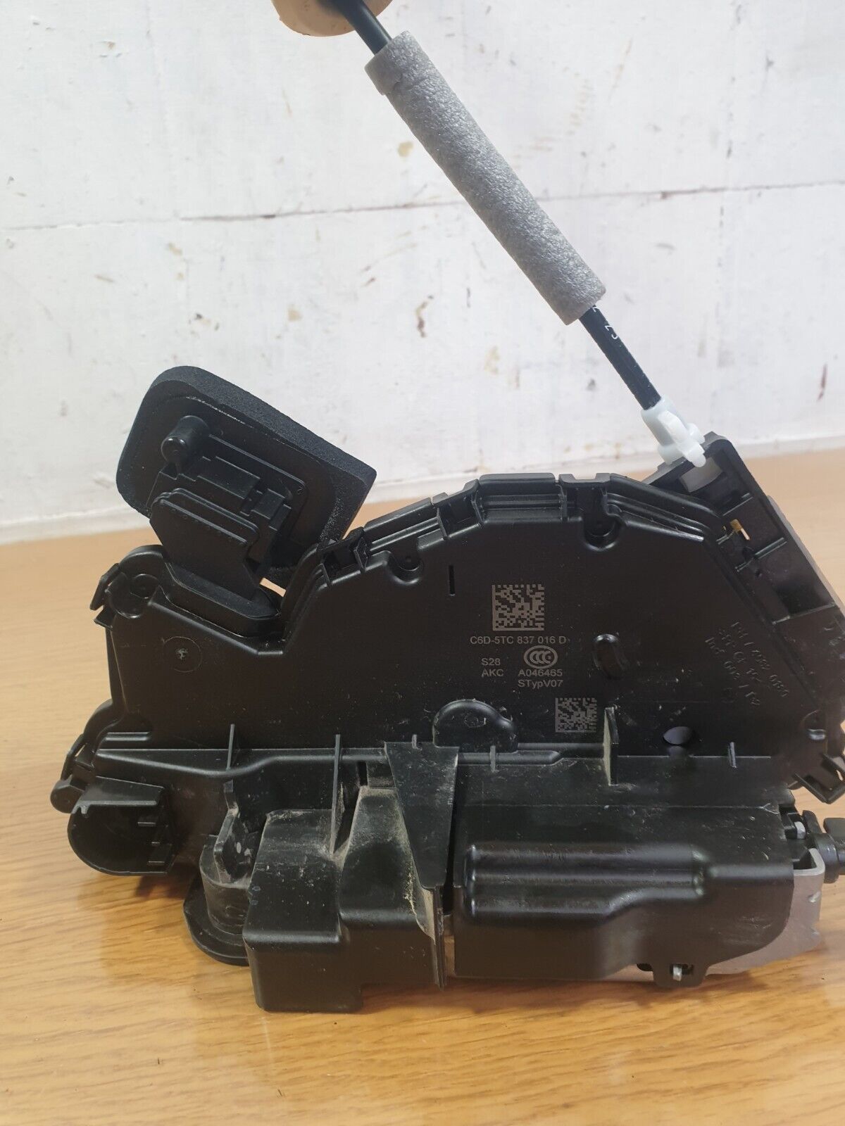 AUDI Q4 E-TRON 2023 FRONT RIGHT DOOR LOCK MECHANISM C6D5TC837016D 5N0837017D