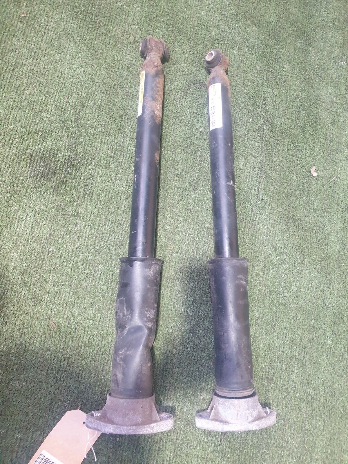✅2014 MERCEDES C CLASS W205 2.1D REAR SHOCK ABSORBERS PAIR A2053260098 +WARRANTY