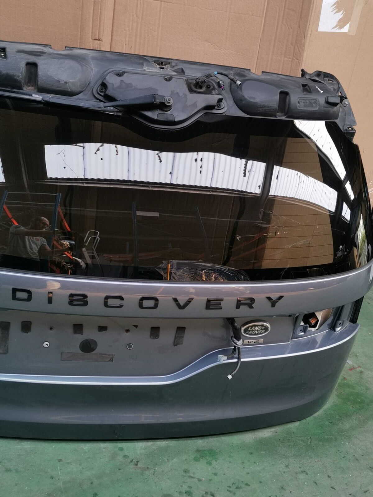 LAND ROVER DISCOVERY 5 L462 2.0 DIESEL 2018 TAILGATE