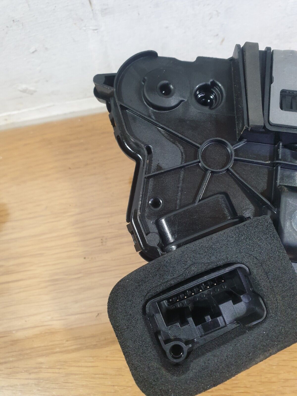 AUDI Q4 E-TRON 2023 FRONT RIGHT DOOR LOCK MECHANISM C6D5TC837016D 5N0837017D