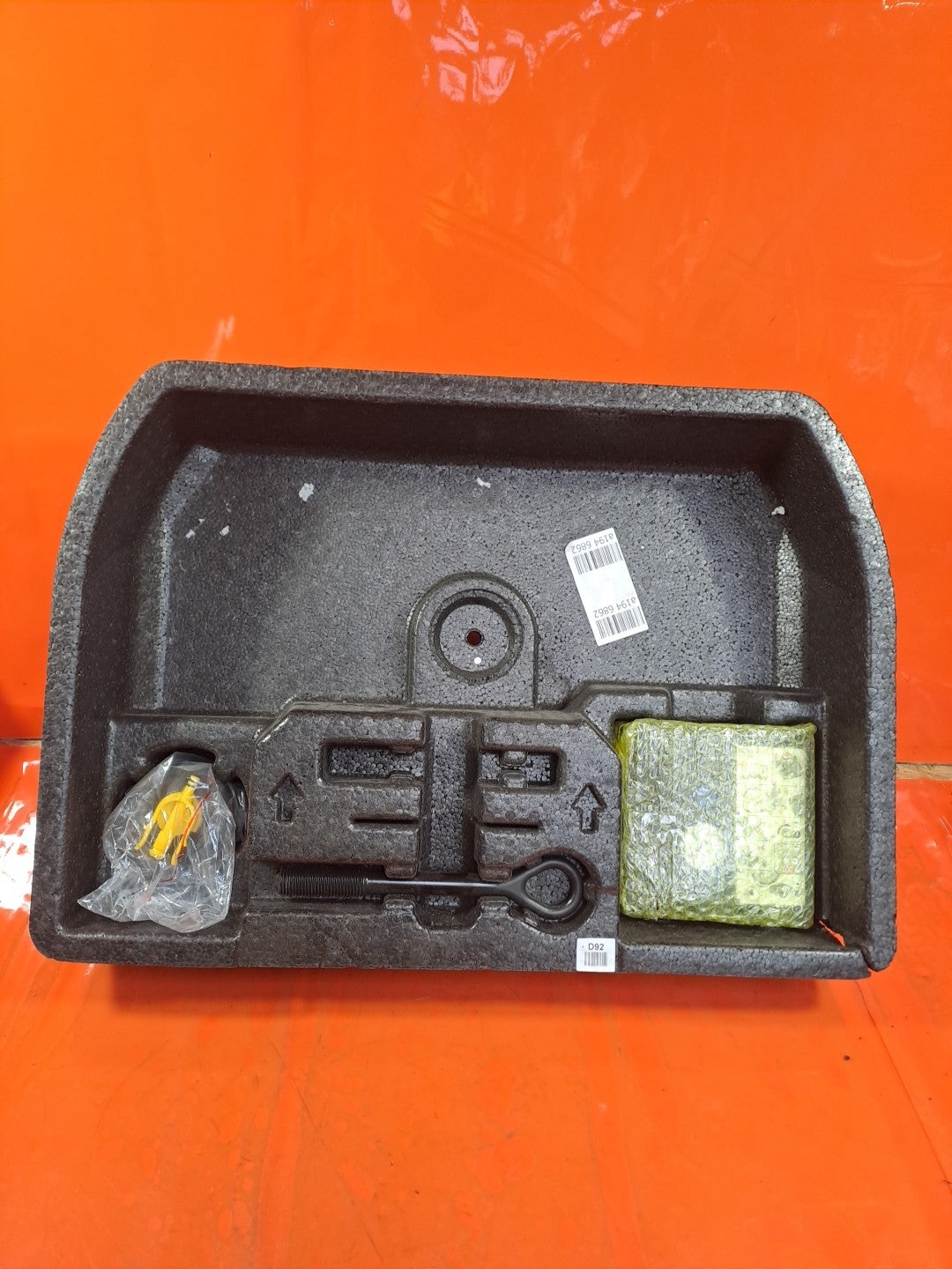 ✅Kia Niro 2 S-A 1.6 Petrol 2020 Boot Spare Tool Kit Foam Warranty A194 - Image 1