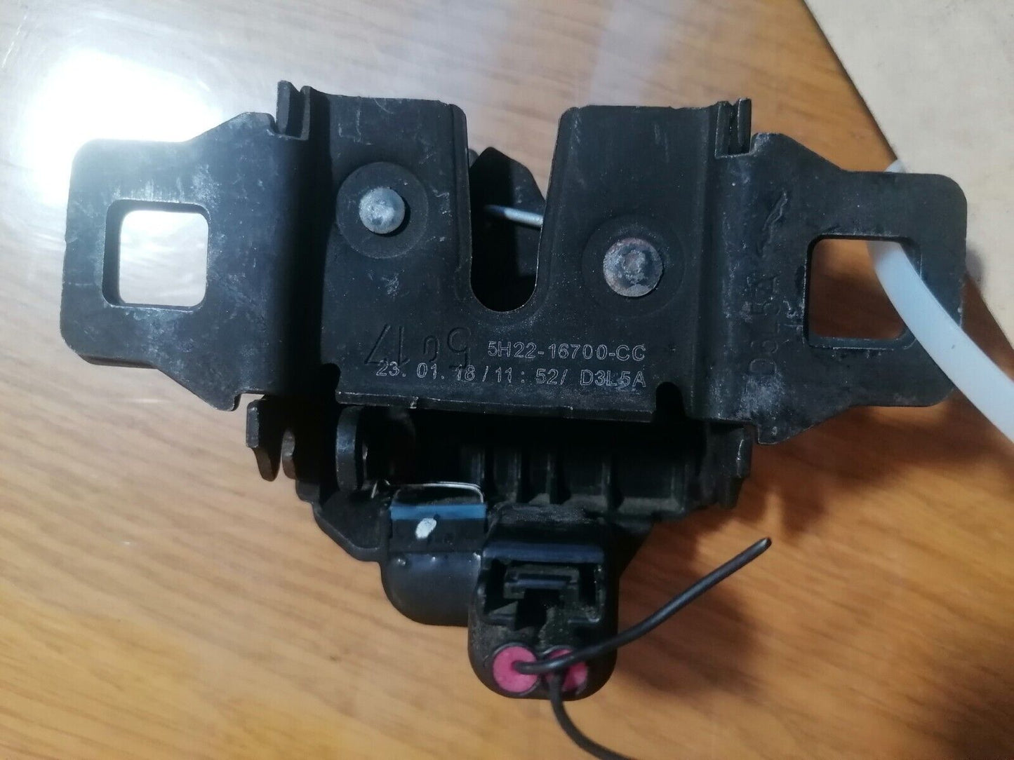 ✅JAGUAR E-PACE 2.0 PETROL 2018 PAIR OF BONNET LOCK CATCH 5H2216700BE Warranty