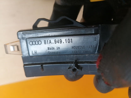 ✅2021 AUDI Q3 F3 1.5TFSI FRONT LEFT DOOR MIRROR TURN INDICATOR LIGHT 81A949101