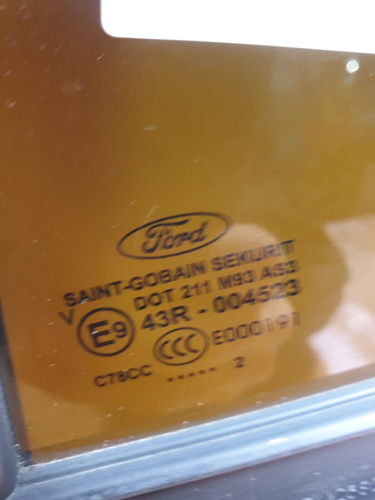 FORD FOCUS ACTIVE 1.5 DIESEL 2022 REAR DOOR LEFT QUARTER WINDOW GLASS JX7BA25825