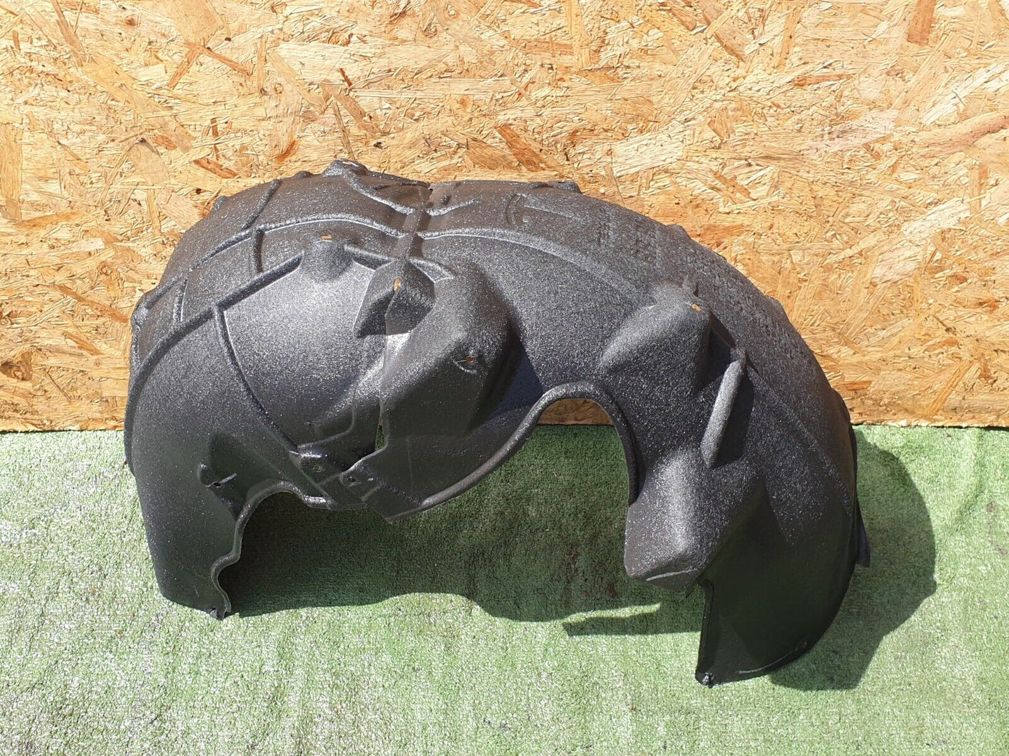 2022 TESLA MODEL Y REAR RIGHT WHEEL ARCH LINER 1492616-00-B + WARRANTY A172