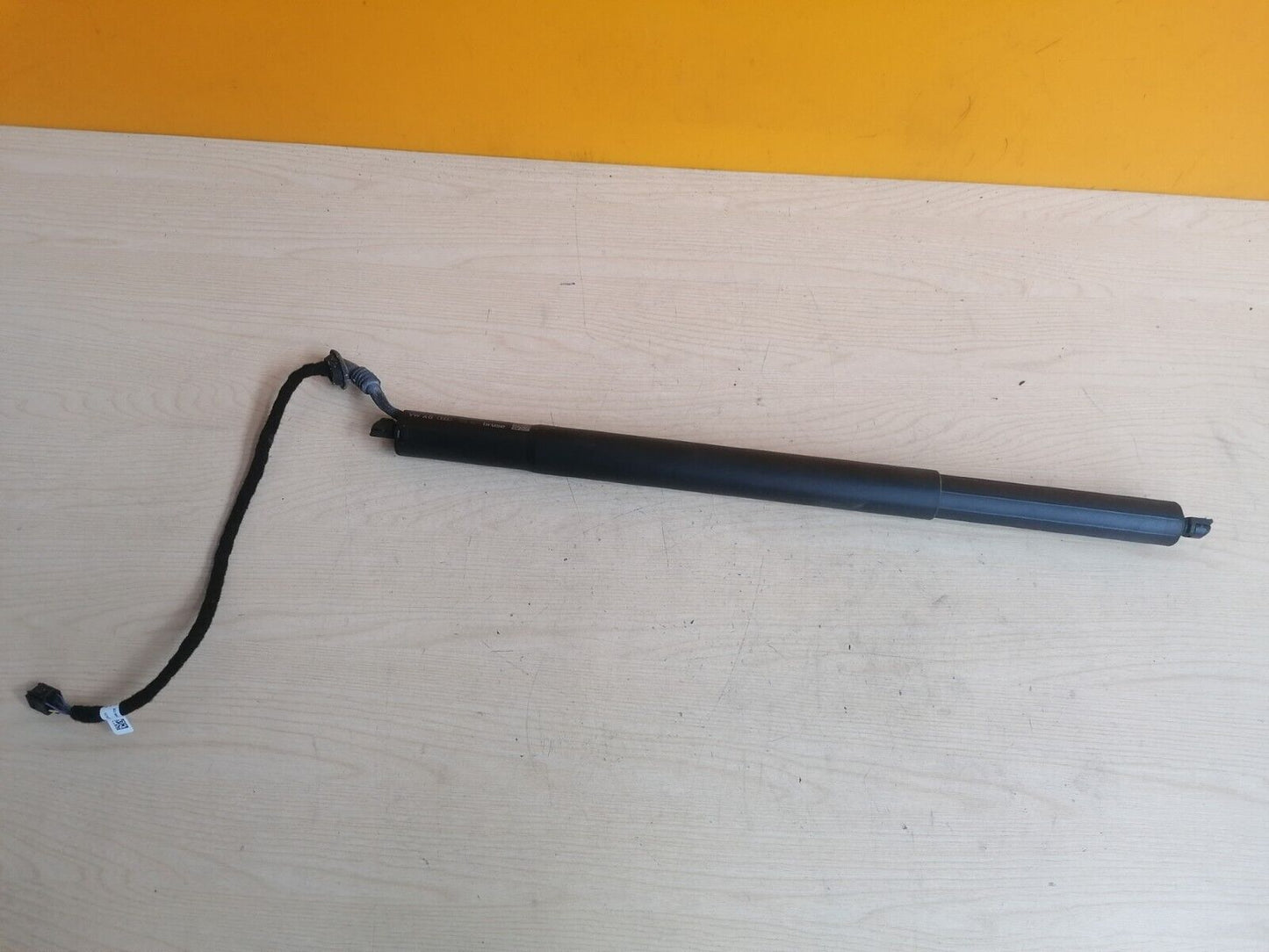 ✅2021 AUDI Q3 F3 1.5TFSI TAILGATE STRUT SHOCK 83A827851D + WARRANTY A072