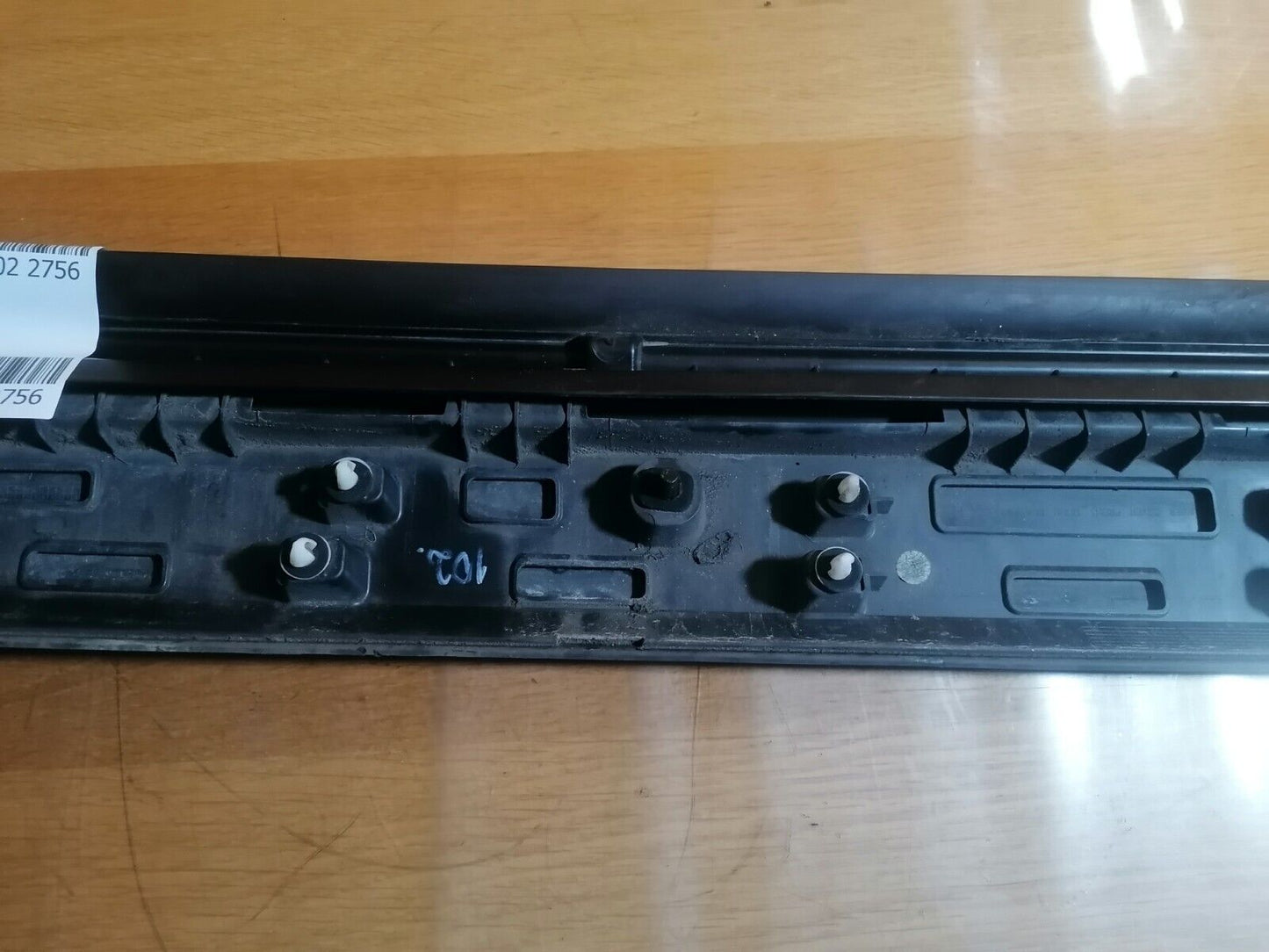 ✅JAGUAR E-PACE 2.0 PETROL 2018 FRONT LEFT DOOR LOWER TRIM MOULDING J9321065A